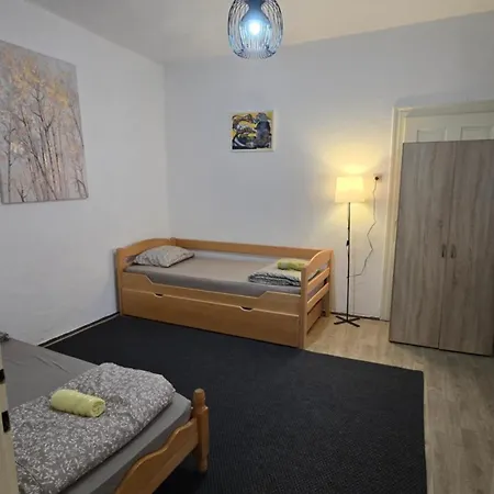 شقة Centar Pozege, Stan Za Odmor *